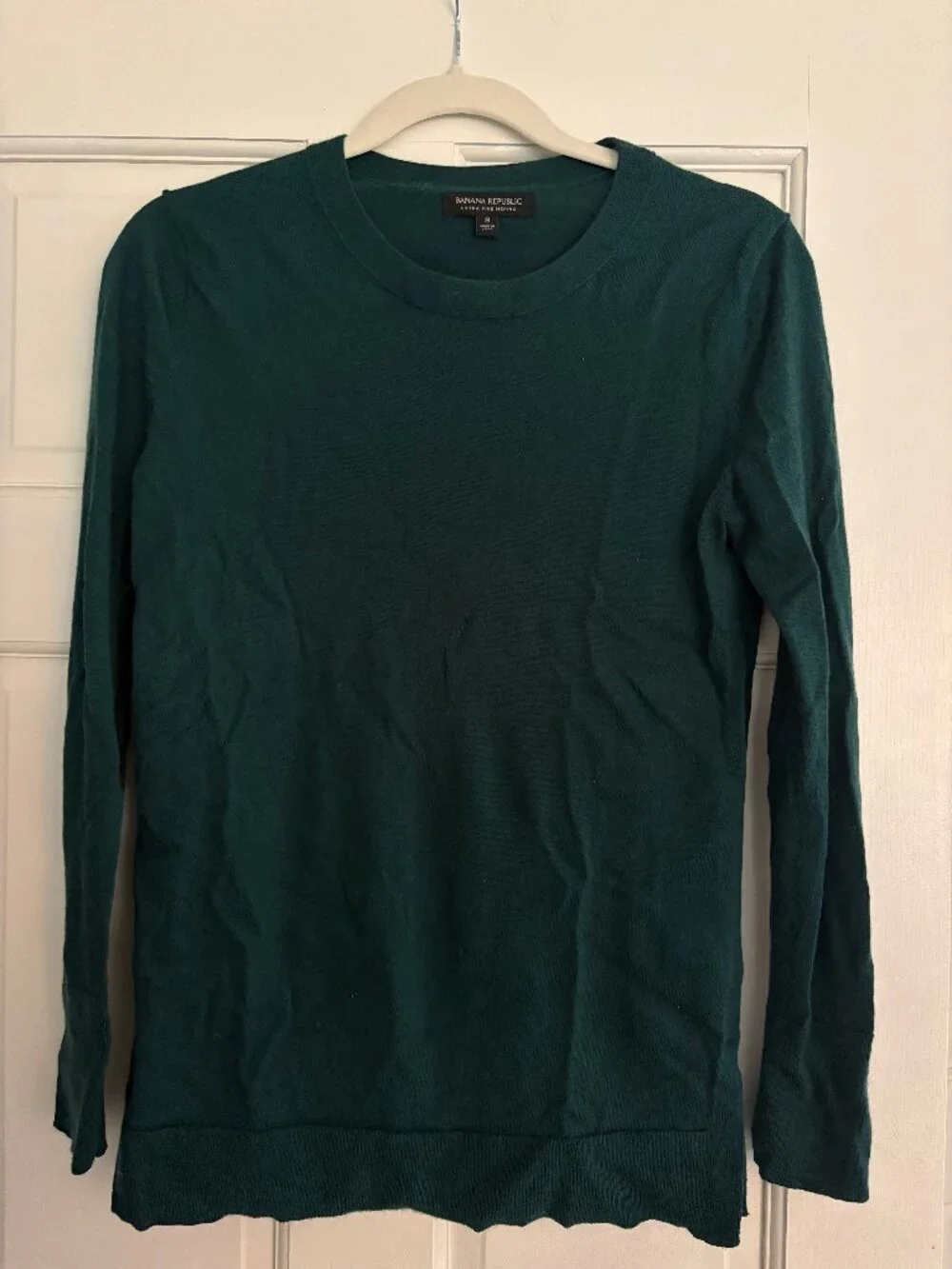 sweater - Picture 1 of 1